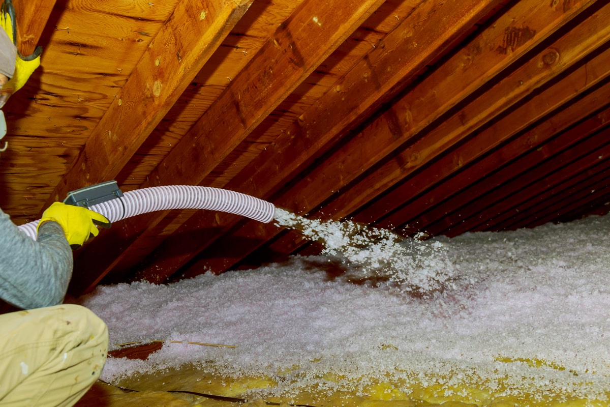 attic-blown-in-insulation-calgary-min spray foam insulation application